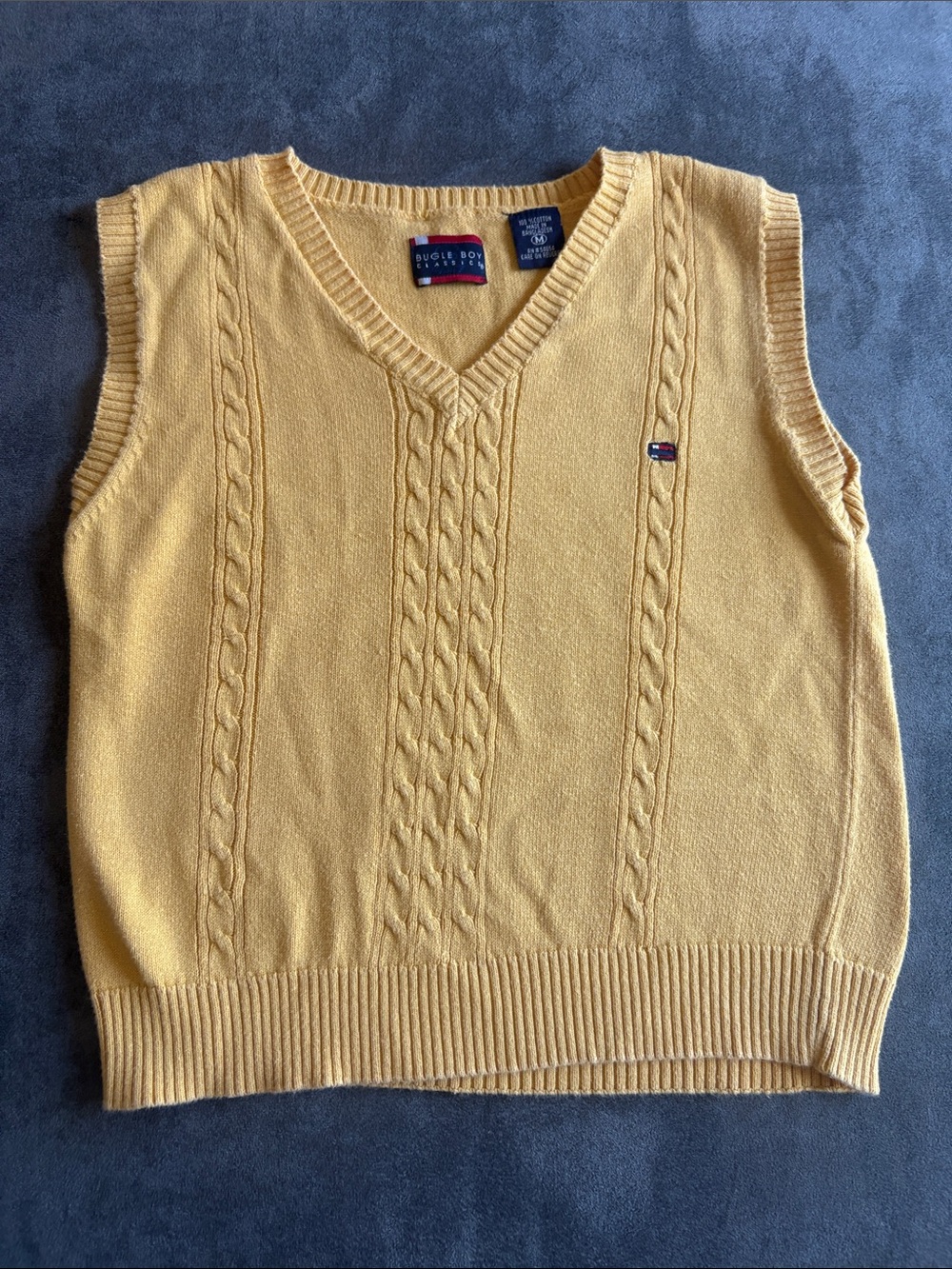 Vintage Bugle Boy (kids) Mustard Yellow Cable-Knit V-Neck Sweater Vest Sz M